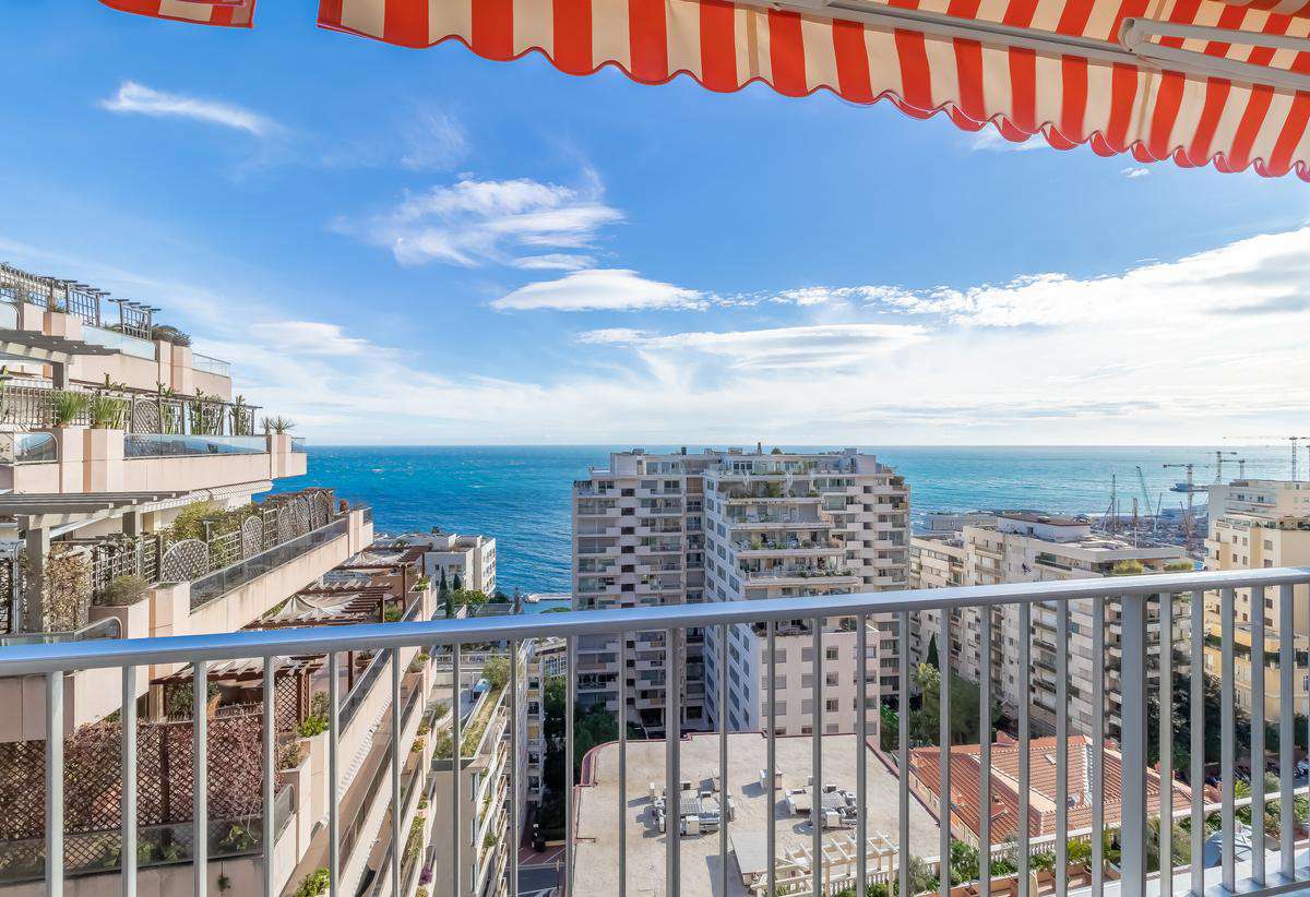 Bedroom Apartment For Sale With Sea View In Monte Carlo Monte Carlo